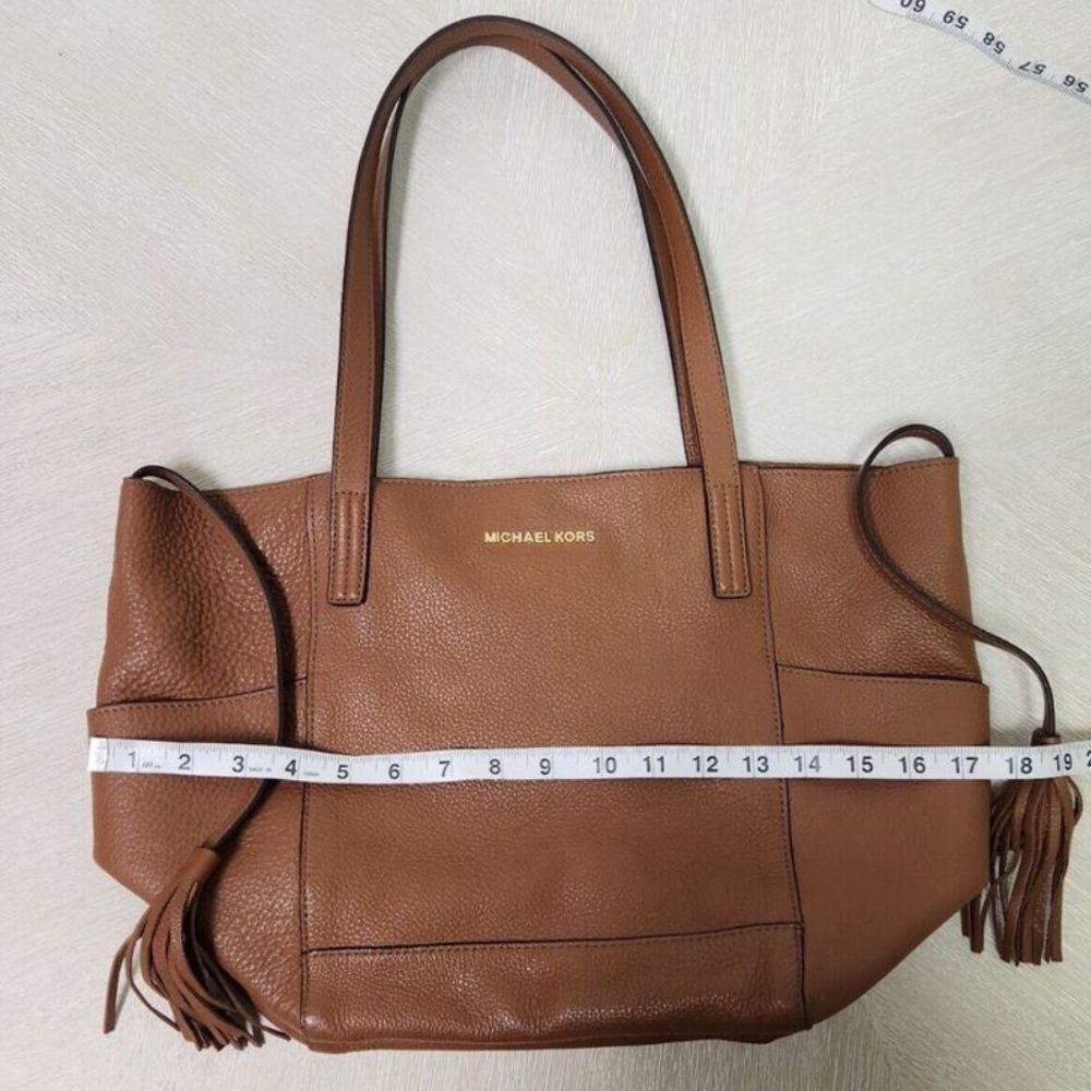 Michael Kors Ashbury Large Leather Tote Bucket Bag Camel Gold Tone Tassel - Picture 7 of 15